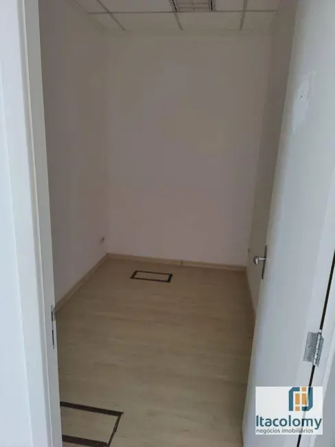 Foto 9 de Loft / Flat à venda, 90m2 em Alphaville Industrial, Barueri - SP