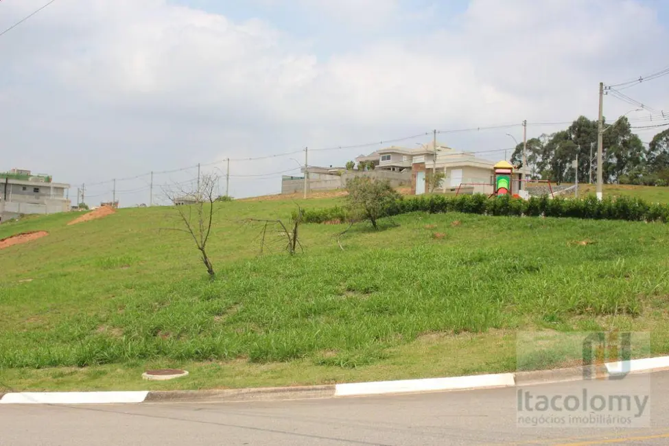 Foto 1 de Terreno / Lote à venda, 752m2 em Sítio do Morro, Santana De Parnaiba - SP
