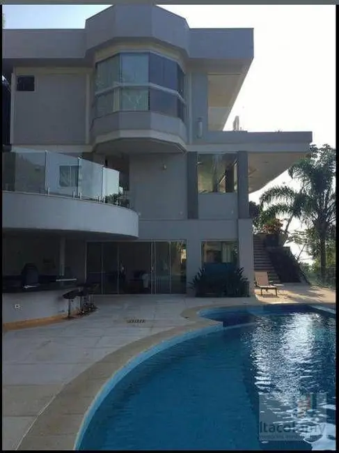 Foto 3 de Casa com 5 quartos à venda, 1200m2 em Ubatuba - SP