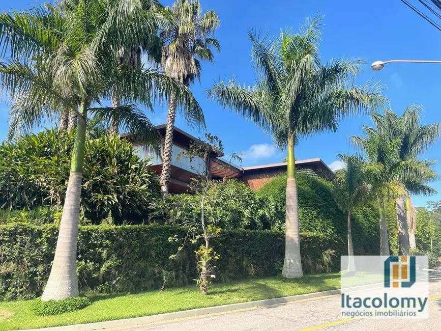 Casa de Condomínio com 4 quartos à venda, 1500m2 em Residencial Tamboré, Barueri - SP - imagem 5 Foto 5 de Casa de Condomínio com 4 quartos à venda, 1500m2 em Residencial Tamboré, Barueri - SP