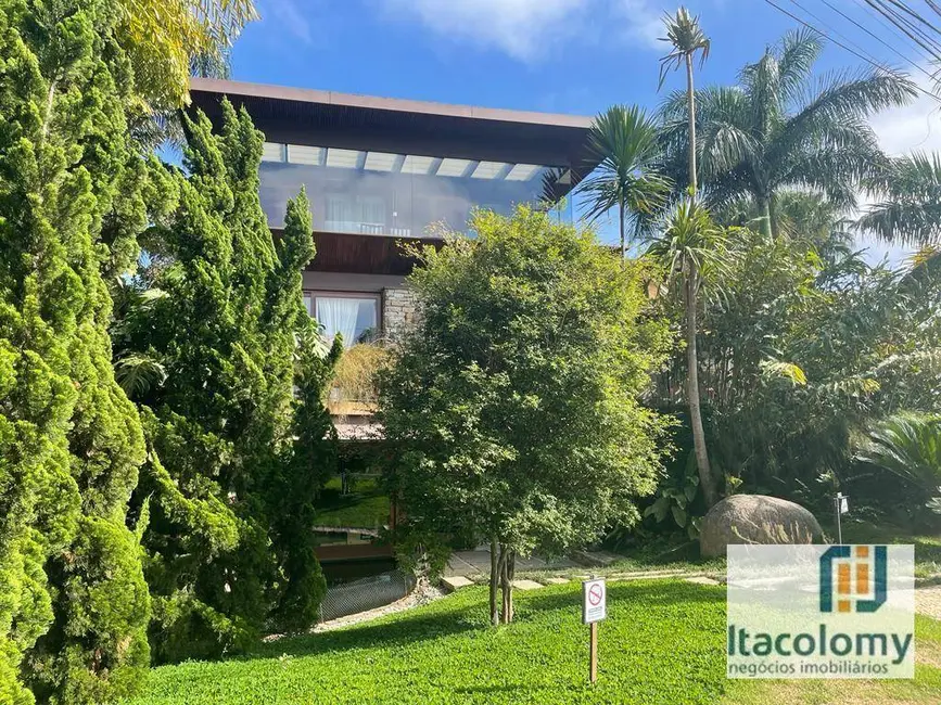 Casa de Condomínio com 4 quartos à venda, 1500m2 em Residencial Tamboré, Barueri - SP - imagem 9 Foto 9 de Casa de Condomínio com 4 quartos à venda, 1500m2 em Residencial Tamboré, Barueri - SP