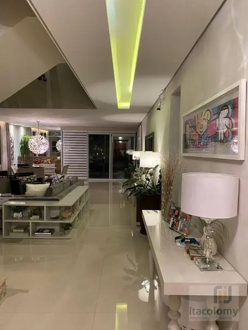 Foto 9 de Casa de Condomínio com 4 quartos para alugar, 420m2 em Santana De Parnaiba - SP