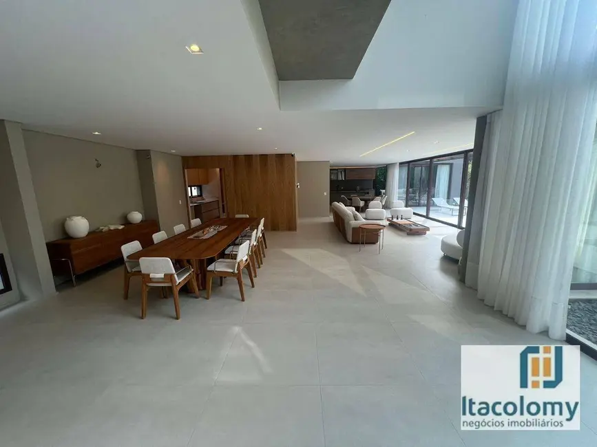Foto 3 de Casa de Condomínio com 5 quartos à venda, 800m2 em Barueri - SP