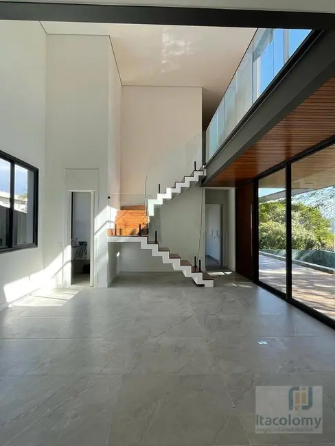 Foto 2 de Casa de Condomínio com 4 quartos à venda e para alugar, 544m2 em Tamboré, Santana De Parnaiba - SP