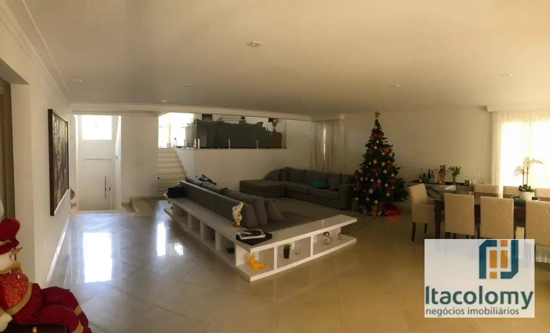 Casa de Condomínio com 4 quartos à venda, 600m2 em Santana De Parnaiba - SP - imagem 9 Foto 9 de Casa de Condomínio com 4 quartos à venda, 600m2 em Santana De Parnaiba - SP