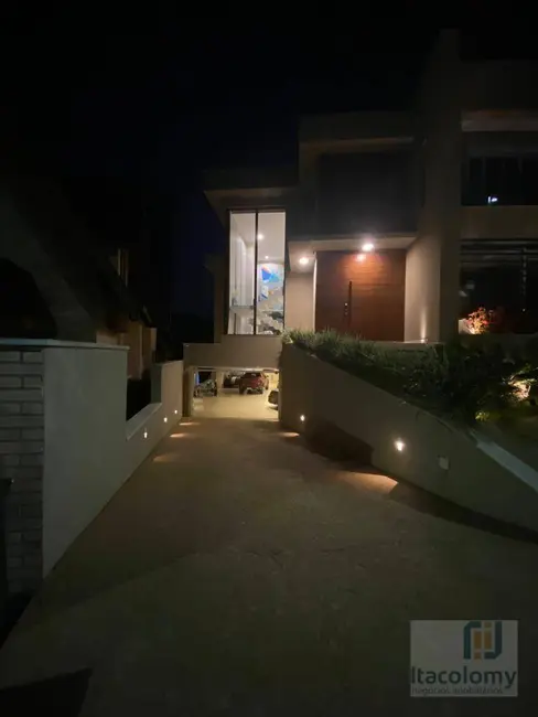 Foto 2 de Casa de Condomínio com 5 quartos à venda, 680m2 em Santana De Parnaiba - SP