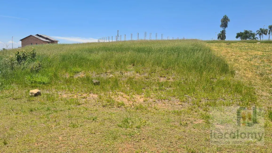 Foto 1 de Terreno / Lote à venda, 749m2 em Jardim Bandeirantes, Santana De Parnaiba - SP