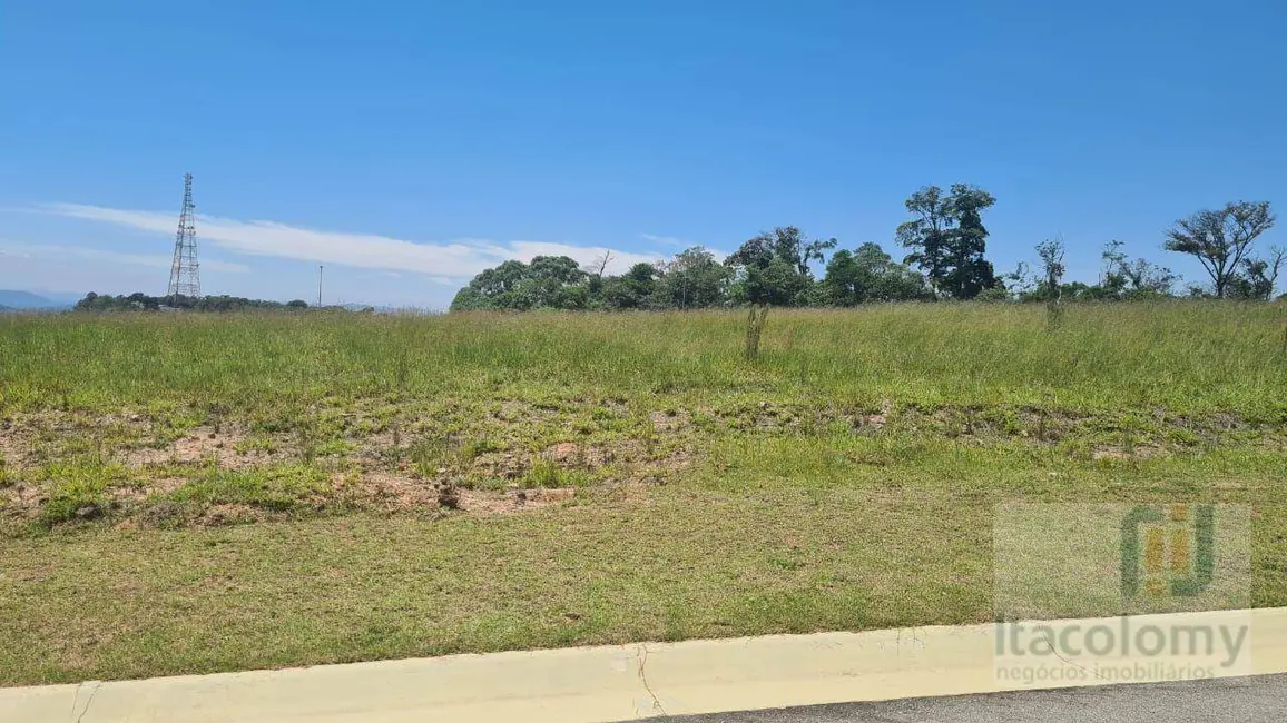 Foto 1 de Terreno / Lote à venda, 560m2 em Jardim Bandeirantes, Santana De Parnaiba - SP