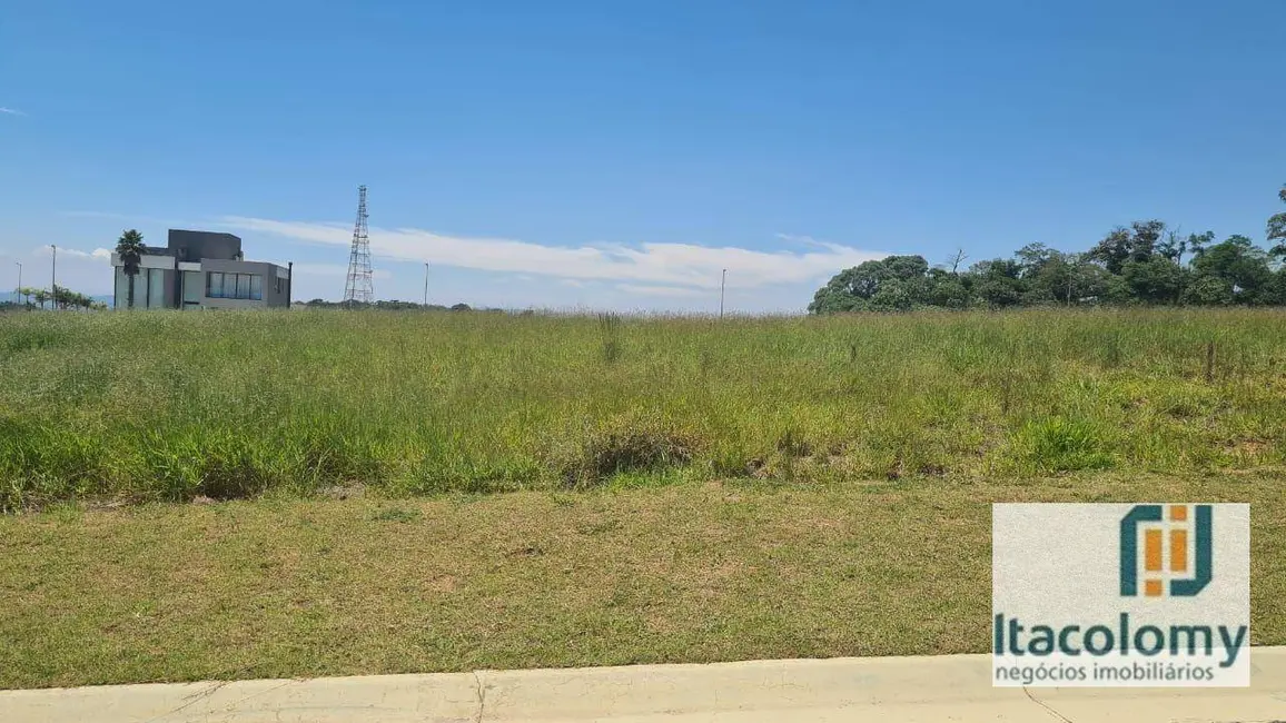 Foto 1 de Terreno / Lote à venda, 560m2 em Jardim Bandeirantes, Santana De Parnaiba - SP
