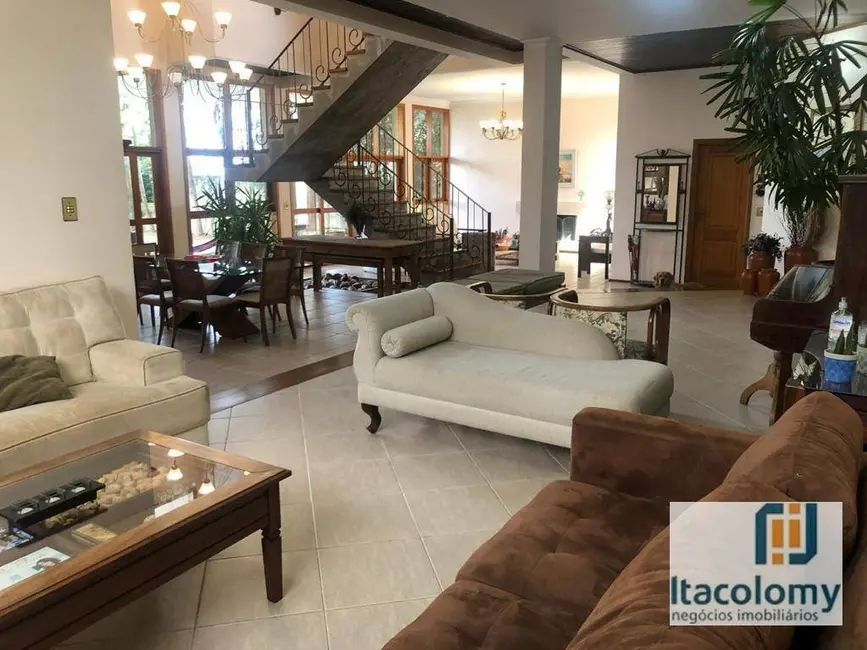 Casa de Condomínio com 4 quartos à venda, 808m2 em Santana De Parnaiba - SP - imagem 3 Foto 3 de Casa de Condomínio com 4 quartos à venda, 808m2 em Santana De Parnaiba - SP