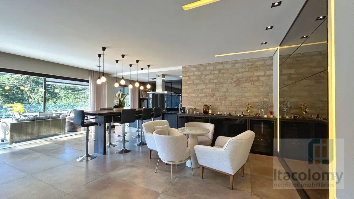 Casa de Condomínio com 4 quartos à venda, 535m2 em Tamboré, Santana De Parnaiba - SP - imagem 7 Foto 7 de Casa de Condomínio com 4 quartos à venda, 535m2 em Tamboré, Santana De Parnaiba - SP