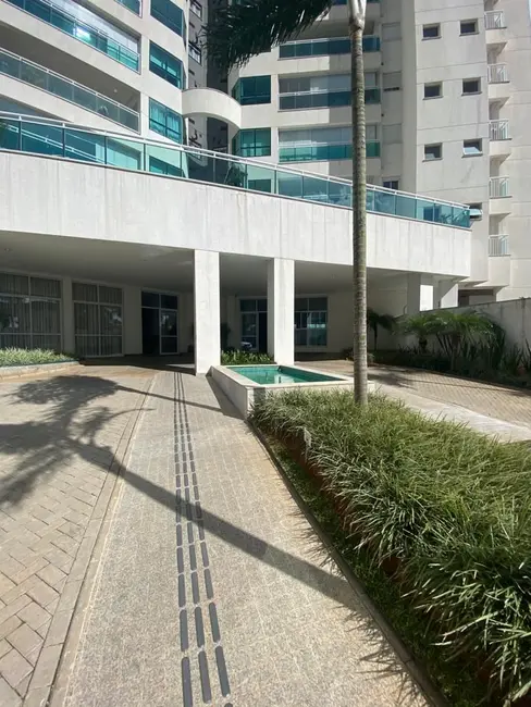 Foto 8 de Apartamento com 4 quartos à venda, 261m2 em Barueri - SP