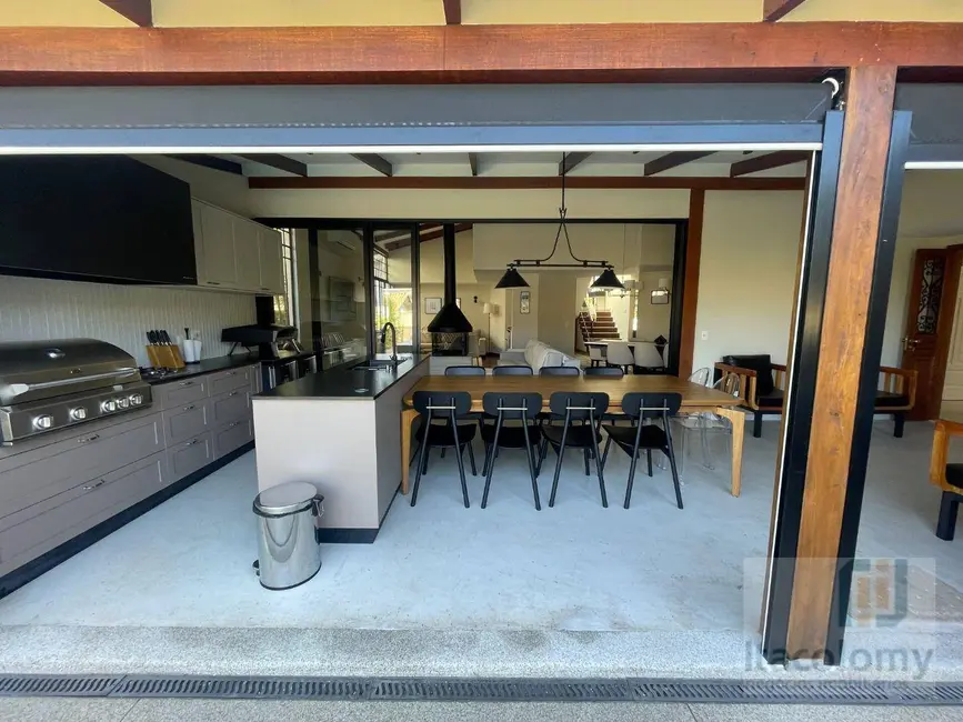 Casa de Condomínio com 4 quartos à venda, 520m2 em Santana De Parnaiba - SP - imagem 3 Foto 3 de Casa de Condomínio com 4 quartos à venda, 520m2 em Santana De Parnaiba - SP