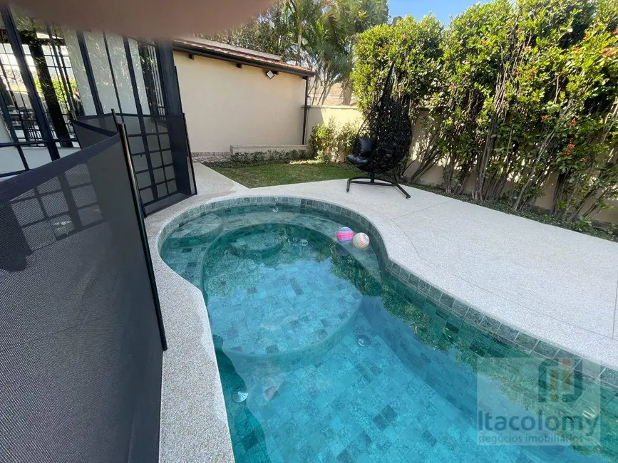 Casa de Condomínio com 4 quartos à venda, 520m2 em Santana De Parnaiba - SP - imagem 2 Foto 2 de Casa de Condomínio com 4 quartos à venda, 520m2 em Santana De Parnaiba - SP