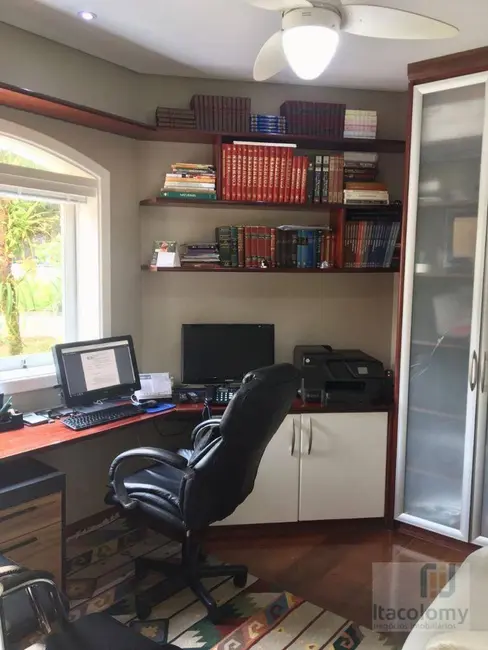 Casa de Condomínio com 4 quartos à venda, 525m2 em Santana De Parnaiba - SP - imagem 8 Foto 8 de Casa de Condomínio com 4 quartos à venda, 525m2 em Santana De Parnaiba - SP