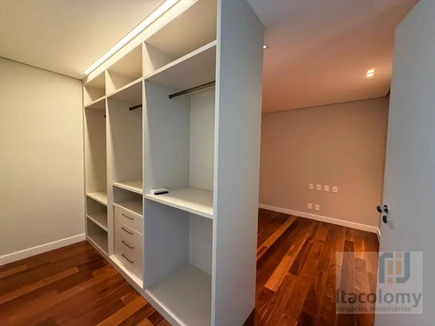 Foto 5 de Casa de Condomínio com 5 quartos à venda e para alugar, 890m2 em Barueri - SP