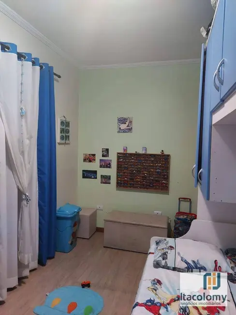 Casa com 4 quartos à venda, 200m2 em Parque das Nações, Barueri - SP - imagem 4 Foto 4 de Casa com 4 quartos à venda, 200m2 em Parque das Nações, Barueri - SP