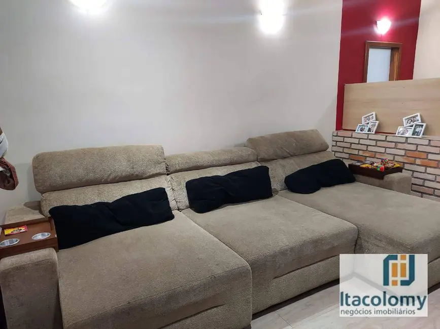 Casa com 4 quartos à venda, 200m2 em Parque das Nações, Barueri - SP - imagem 2 Foto 2 de Casa com 4 quartos à venda, 200m2 em Parque das Nações, Barueri - SP