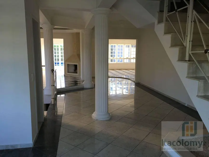 Casa de Condomínio com 4 quartos à venda, 600m2 em Barueri - SP - imagem 4 Foto 4 de Casa de Condomínio com 4 quartos à venda, 600m2 em Barueri - SP