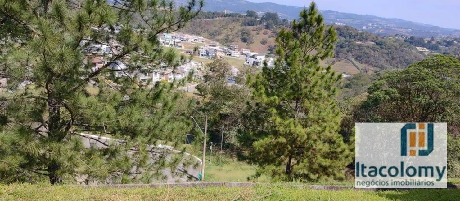 Foto 3 de Casa de Condomínio com 3 quartos à venda, 360m2 em Santana De Parnaiba - SP