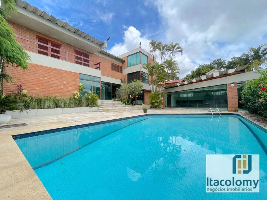 Foto 1 de Casa de Condomínio com 4 quartos para alugar, 600m2 em Santana De Parnaiba - SP
