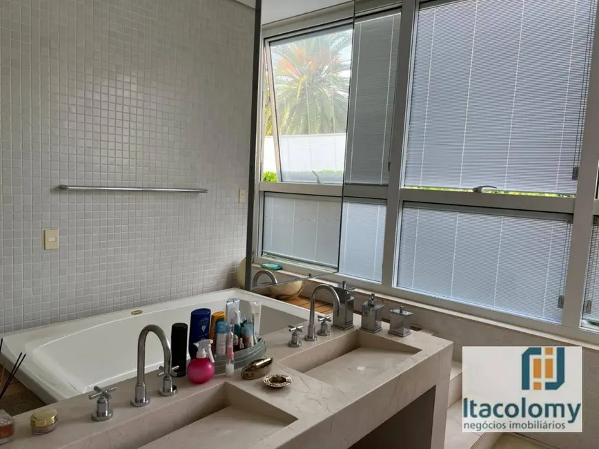 Foto 7 de Casa de Condomínio com 3 quartos à venda, 680m2 em Tamboré, Santana De Parnaiba - SP