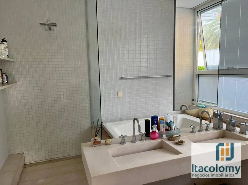 Foto 8 de Casa de Condomínio com 3 quartos à venda, 680m2 em Tamboré, Santana De Parnaiba - SP