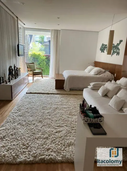 Foto 4 de Casa de Condomínio com 3 quartos à venda, 680m2 em Tamboré, Santana De Parnaiba - SP