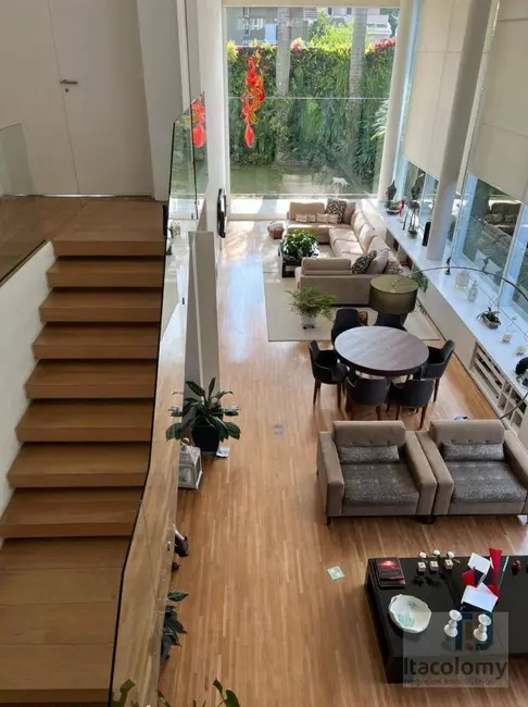 Foto 2 de Casa de Condomínio com 3 quartos à venda, 680m2 em Tamboré, Santana De Parnaiba - SP