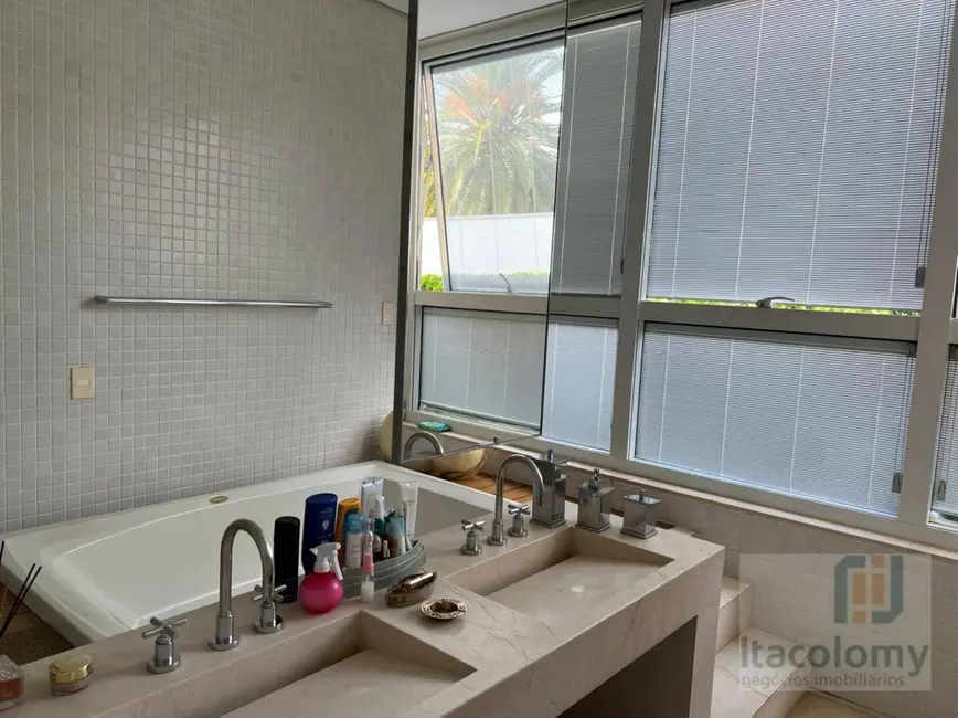 Foto 7 de Casa de Condomínio com 3 quartos à venda, 680m2 em Tamboré, Santana De Parnaiba - SP