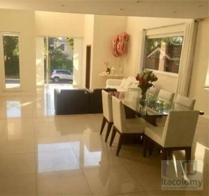 Casa de Condomínio com 4 quartos à venda, 560m2 em Barueri - SP - imagem 4 Foto 4 de Casa de Condomínio com 4 quartos à venda, 560m2 em Barueri - SP