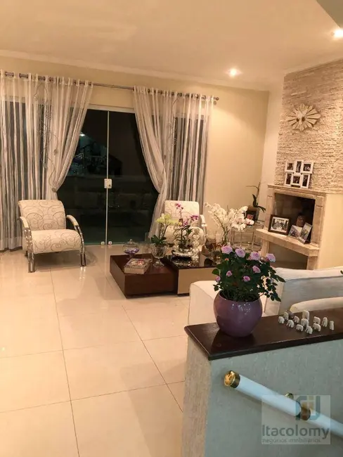 Foto 3 de Casa de Condomínio com 4 quartos à venda, 420m2 em Santana De Parnaiba - SP