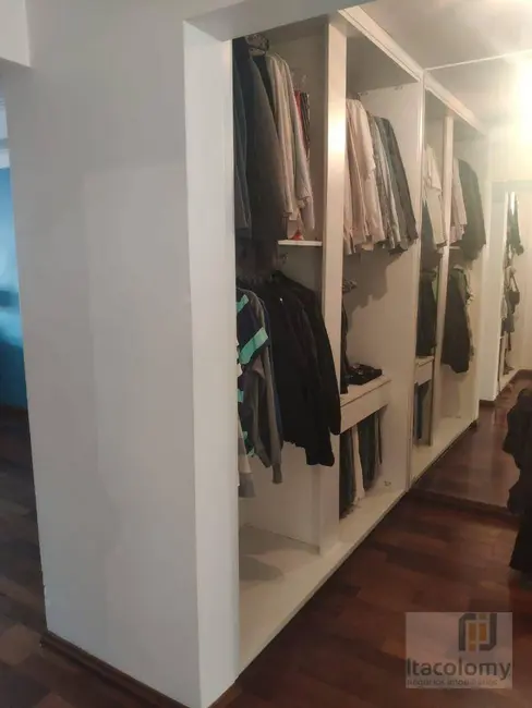 Foto 7 de Casa de Condomínio com 4 quartos à venda, 3200m2 em Condomínio Refúgio dos Pinheiros, Itapevi - SP