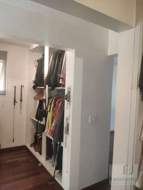 Foto 6 de Casa de Condomínio com 4 quartos à venda, 3200m2 em Condomínio Refúgio dos Pinheiros, Itapevi - SP