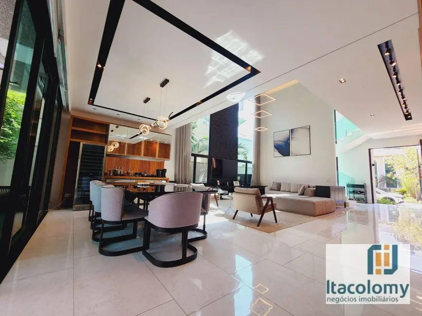 Foto 4 de Casa de Condomínio com 4 quartos à venda, 470m2 em Santana De Parnaiba - SP