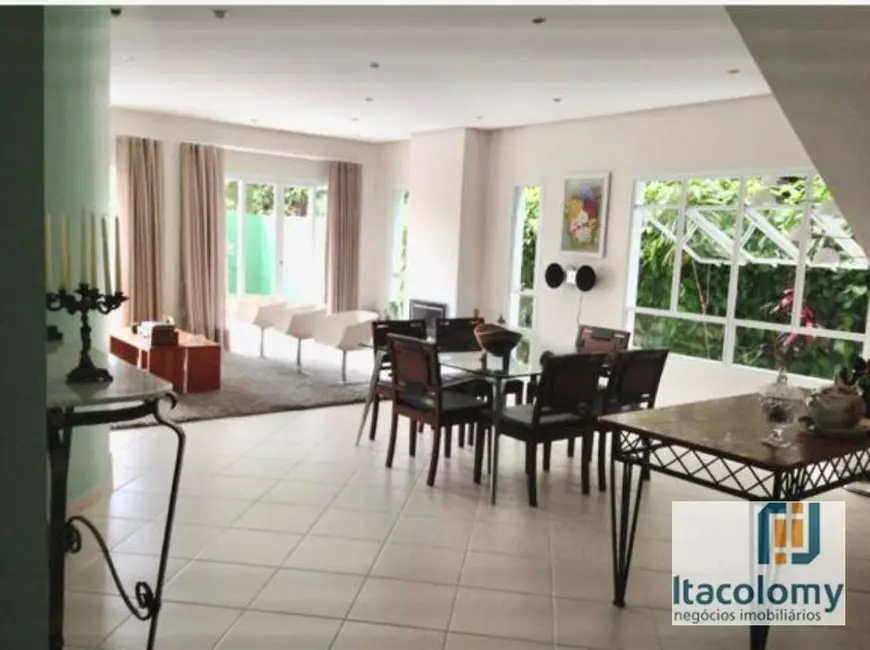 Foto 3 de Casa de Condomínio com 4 quartos à venda, 300m2 em Santana De Parnaiba - SP