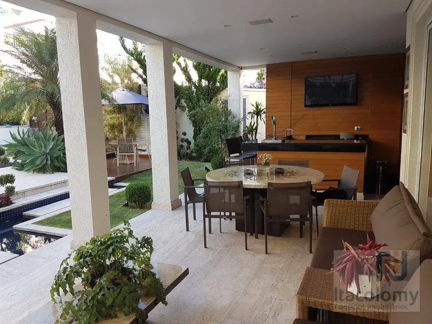 Foto 3 de Casa de Condomínio com 4 quartos à venda, 560m2 em Santana De Parnaiba - SP