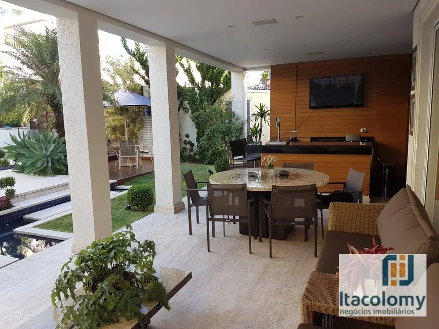 Foto 3 de Casa de Condomínio com 4 quartos à venda, 560m2 em Santana De Parnaiba - SP