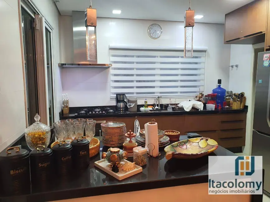 Foto 6 de Casa com 5 quartos à venda, 360m2 em Riviera de São Lourenço, Bertioga - SP