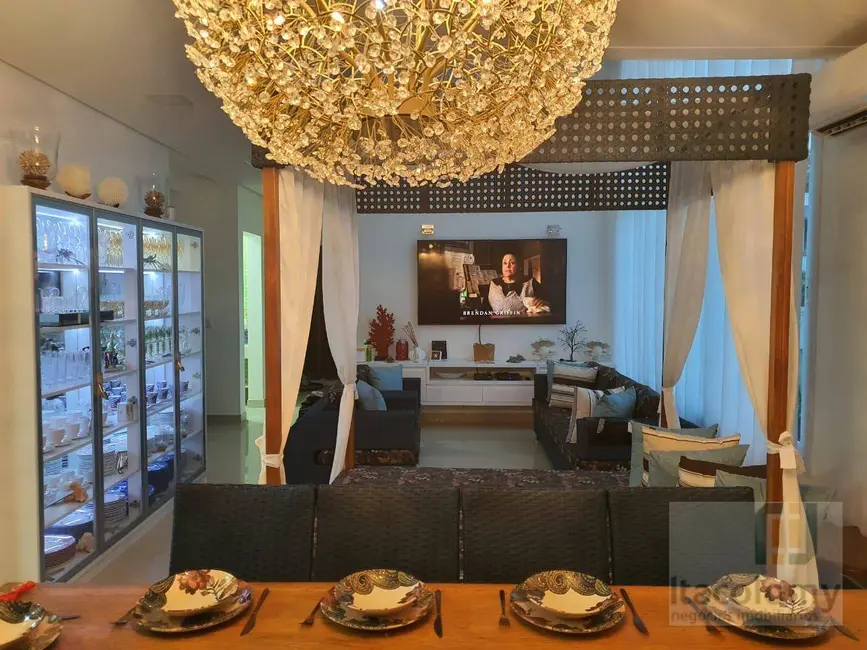 Foto 2 de Casa com 5 quartos à venda, 360m2 em Riviera de São Lourenço, Bertioga - SP