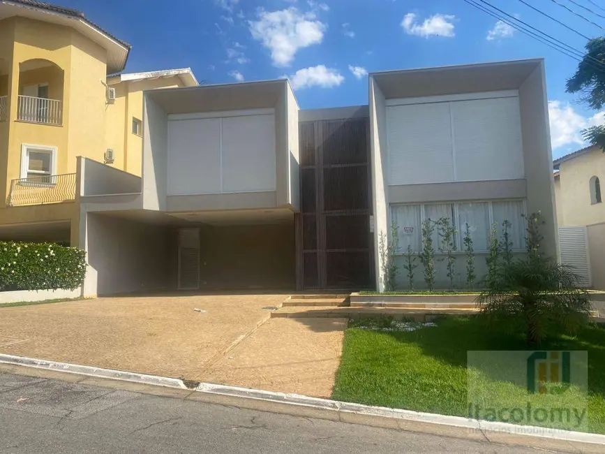 Foto 1 de Casa de Condomínio com 4 quartos para alugar, 445m2 em Santana De Parnaiba - SP