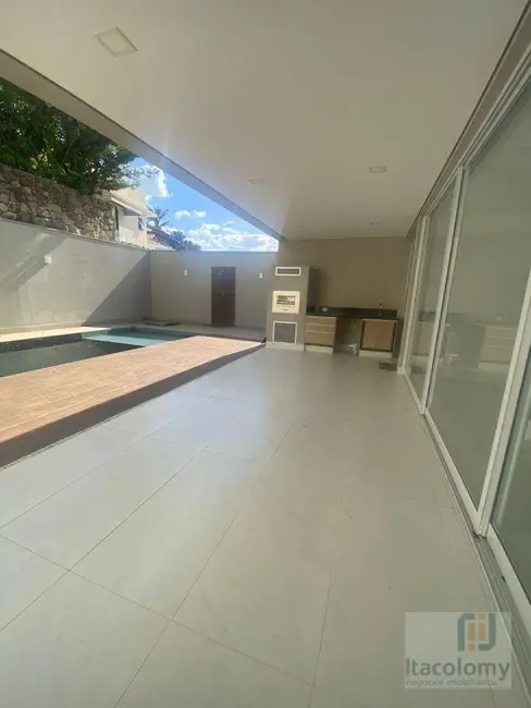 Foto 3 de Casa de Condomínio com 4 quartos para alugar, 445m2 em Santana De Parnaiba - SP