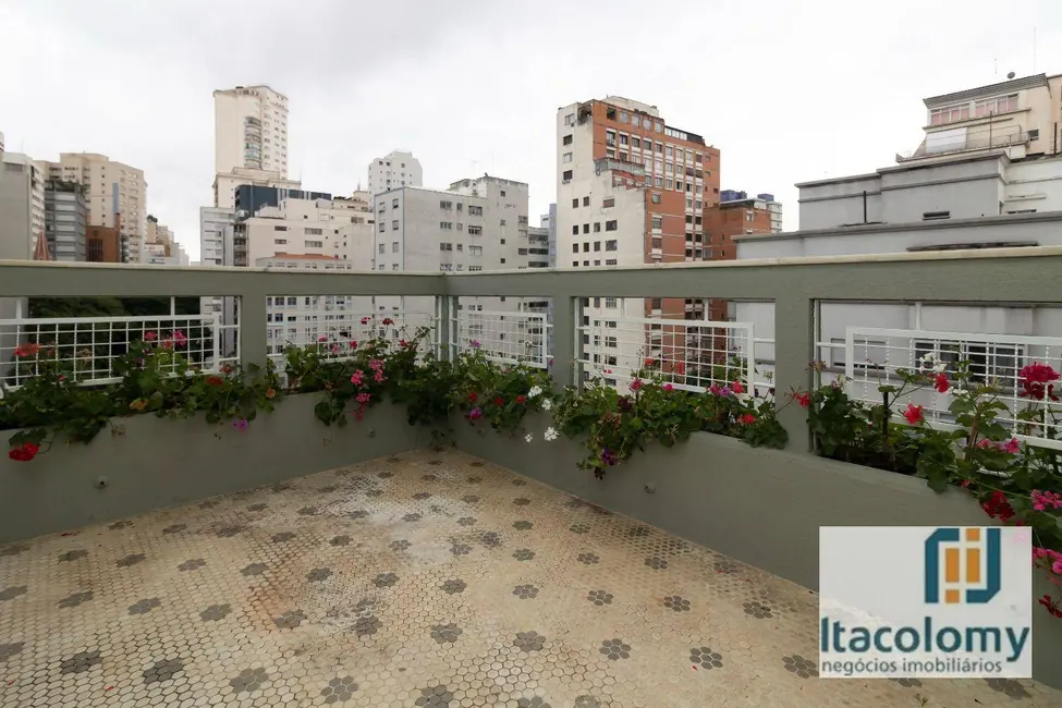 Apartamento com 3 quartos à venda, 239m2 em Higienópolis, São Paulo - SP - imagem 4 Foto 4 de Apartamento com 3 quartos à venda, 239m2 em Higienópolis, São Paulo - SP