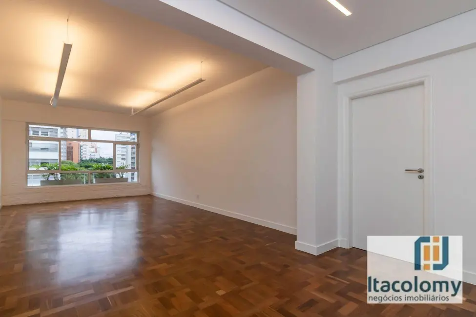 Apartamento com 3 quartos à venda, 239m2 em Higienópolis, São Paulo - SP - imagem 3 Foto 3 de Apartamento com 3 quartos à venda, 239m2 em Higienópolis, São Paulo - SP