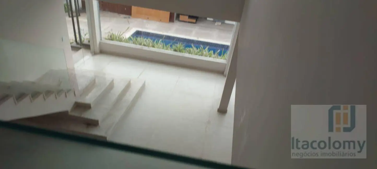 Foto 3 de Casa de Condomínio com 4 quartos para alugar, 560m2 em Barueri - SP