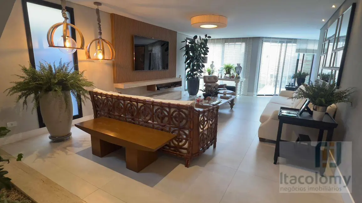 Foto 7 de Casa de Condomínio com 4 quartos à venda, 302m2 em Santana De Parnaiba - SP