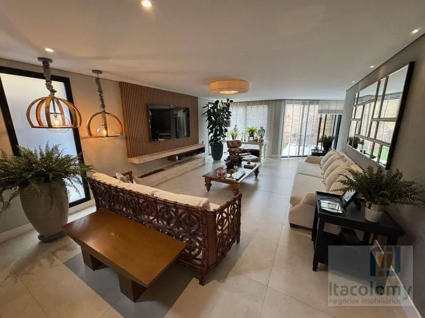 Foto 6 de Casa de Condomínio com 4 quartos à venda, 302m2 em Santana De Parnaiba - SP