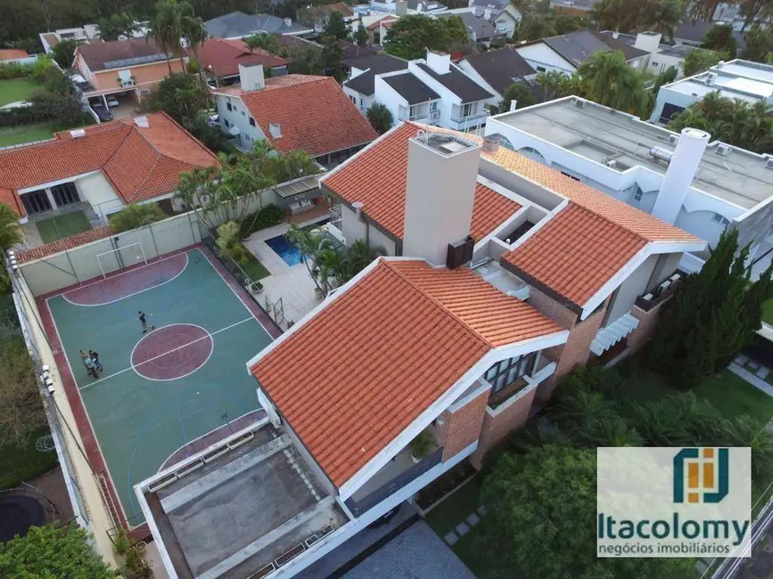 Casa de Condomínio com 5 quartos para alugar, 1120m2 em Barueri - SP - imagem 1 Foto 1 de Casa de Condomínio com 5 quartos para alugar, 1120m2 em Barueri - SP