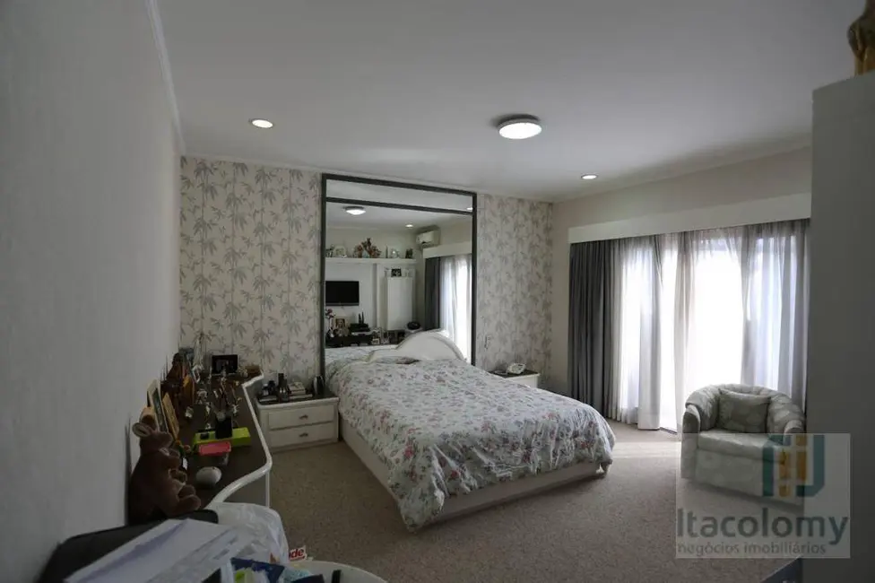 Foto 8 de Casa de Condomínio com 5 quartos para alugar, 1120m2 em Barueri - SP