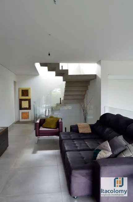 Foto 2 de Casa de Condomínio com 4 quartos à venda e para alugar, 490m2 em Santana De Parnaiba - SP